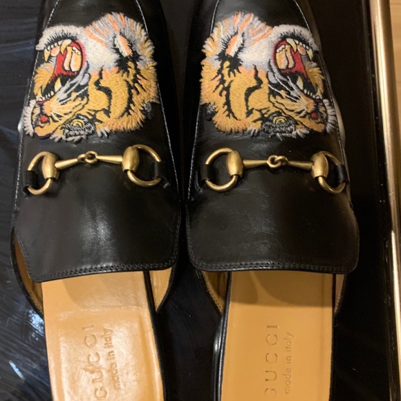 gucci loafers with tiger
